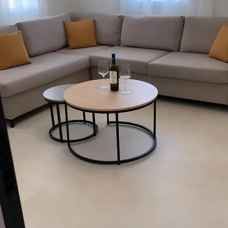 Milto's * לימנריה